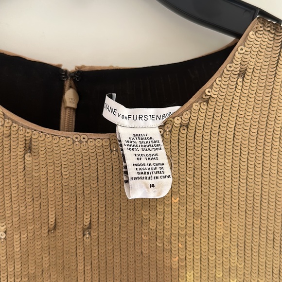 Diane von Fürstenberg gold mini dress size 14 - Picture 4 of 4